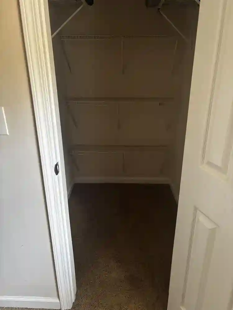 Room for Rent in Roswell GA