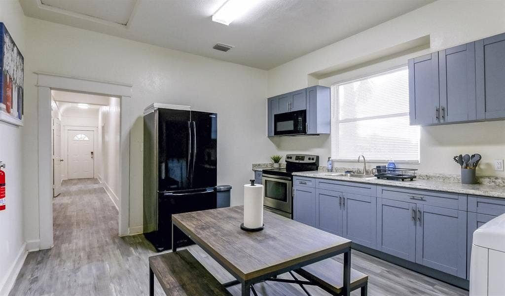 5 BR in Tampa