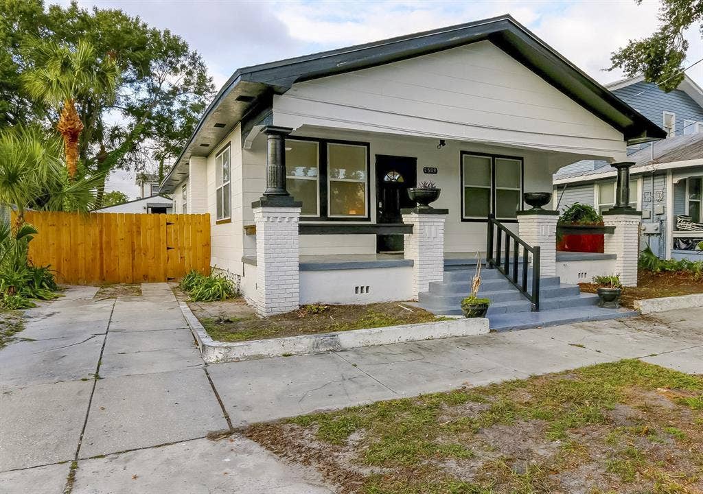 5 BR in Tampa