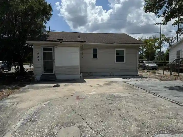 3 BR in Clearwater