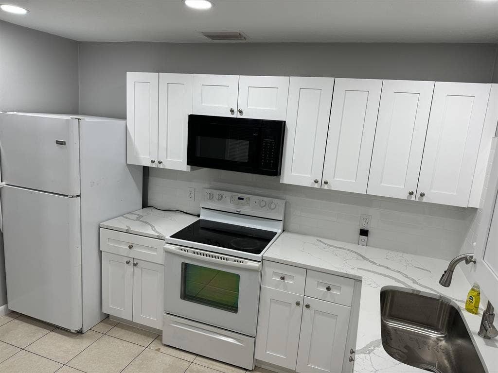 3 BR in Clearwater