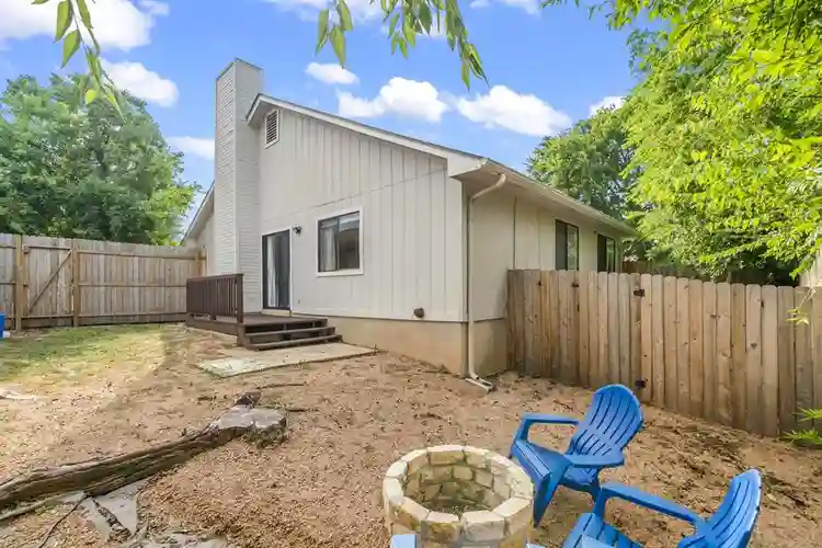 6 BR in Round Rock