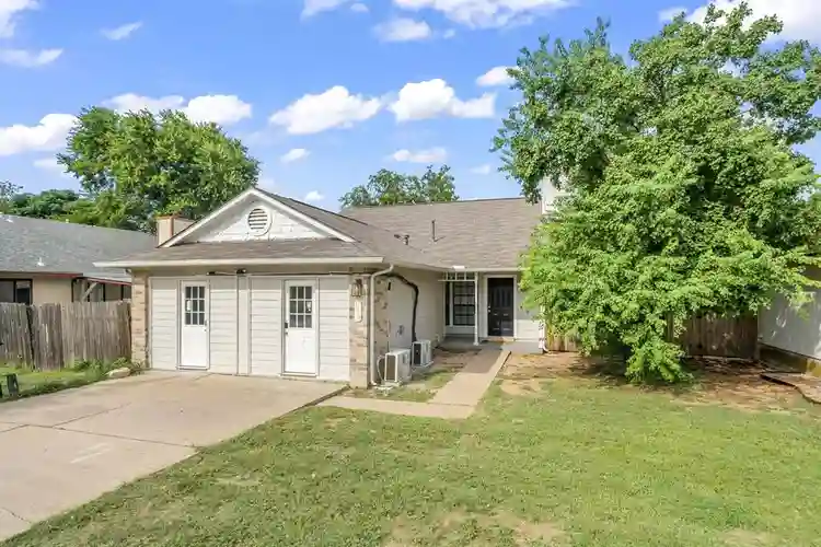 6 BR in Round Rock