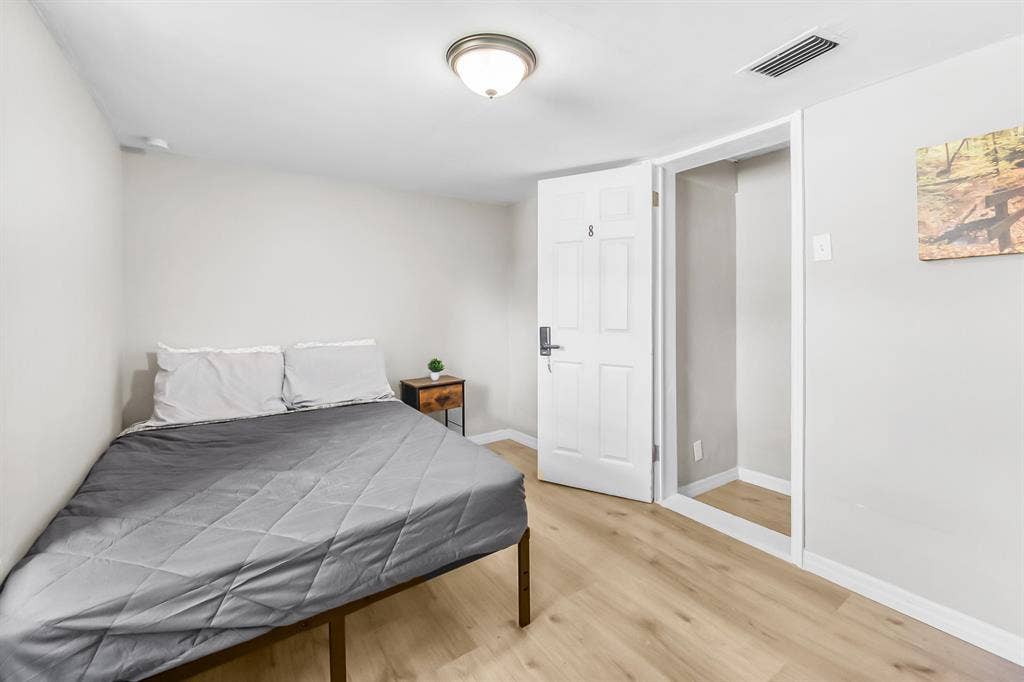 7 BR in Jacksonville