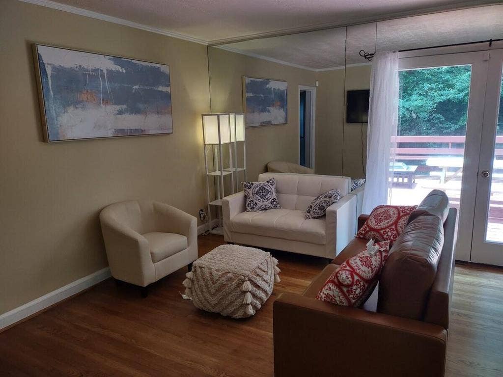 6 BR in Atlanta