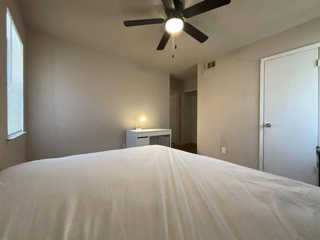 5 BR in Dallas