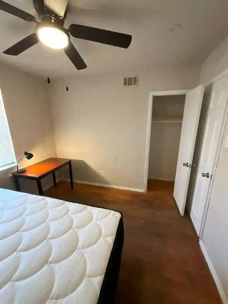 5 BR in Dallas