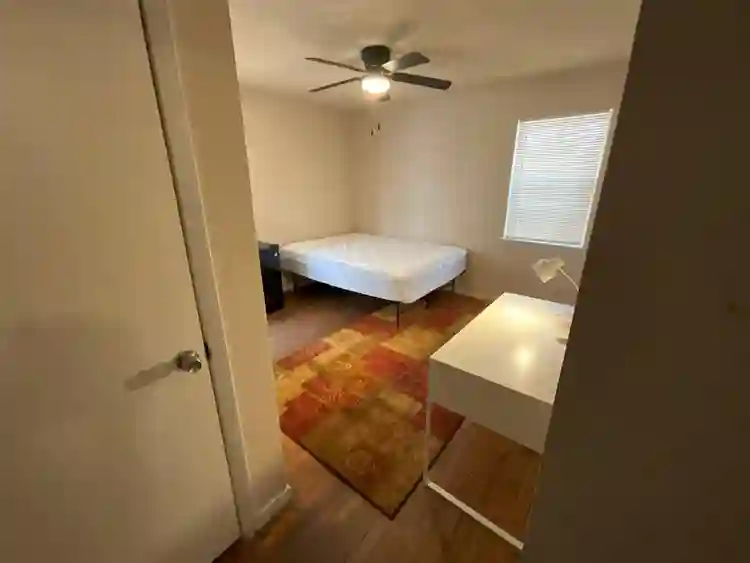 5 BR in Dallas