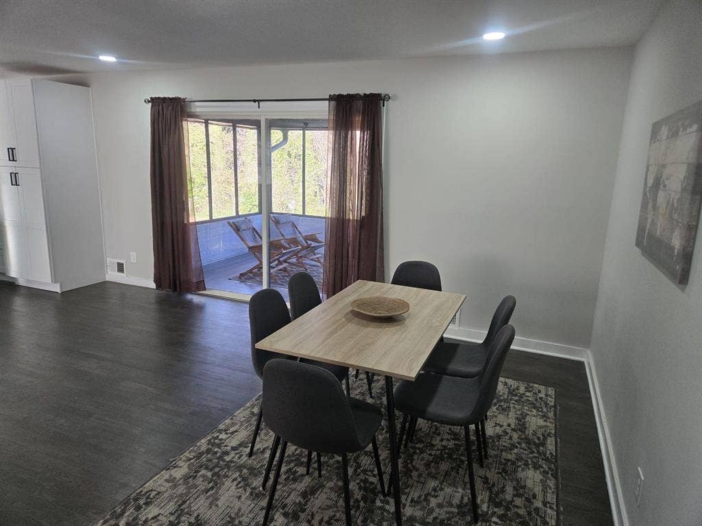 2 BR in Atlanta
