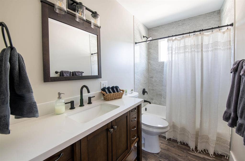 3 BR in Westminster
