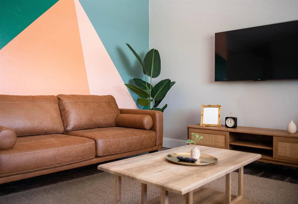 3 BR in Westminster