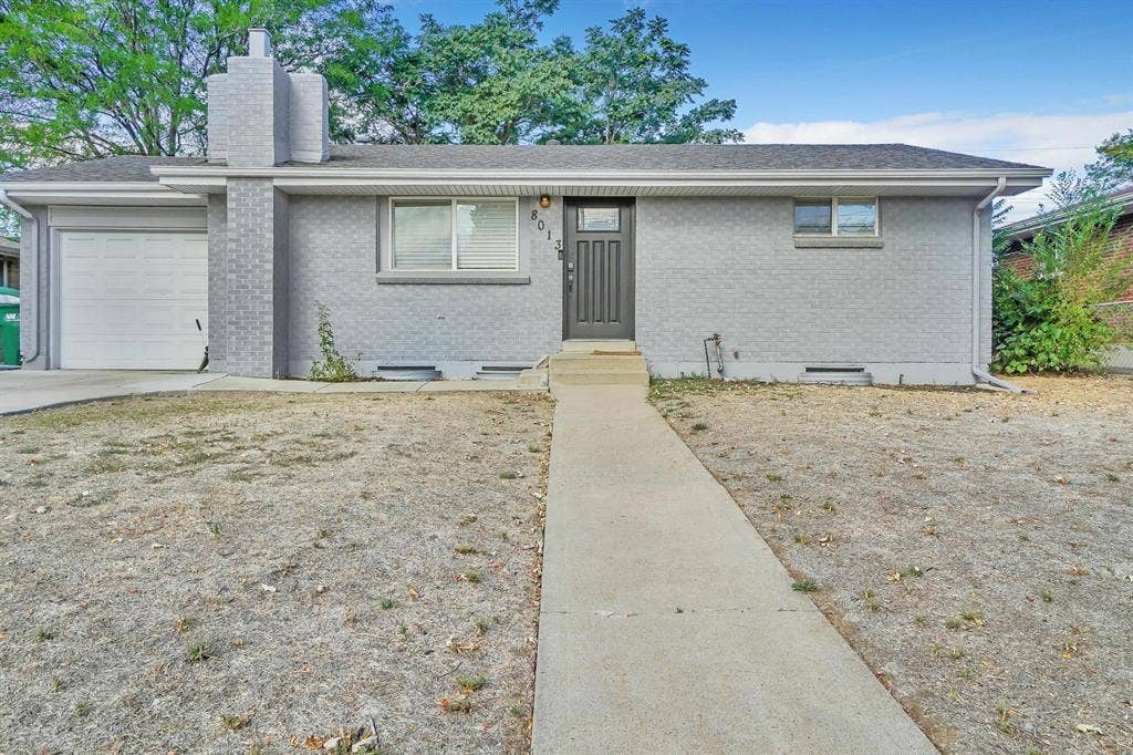4 BR in Denver