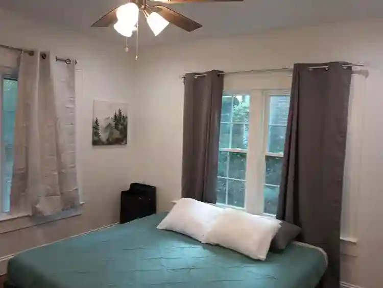 4 BR in Atlanta