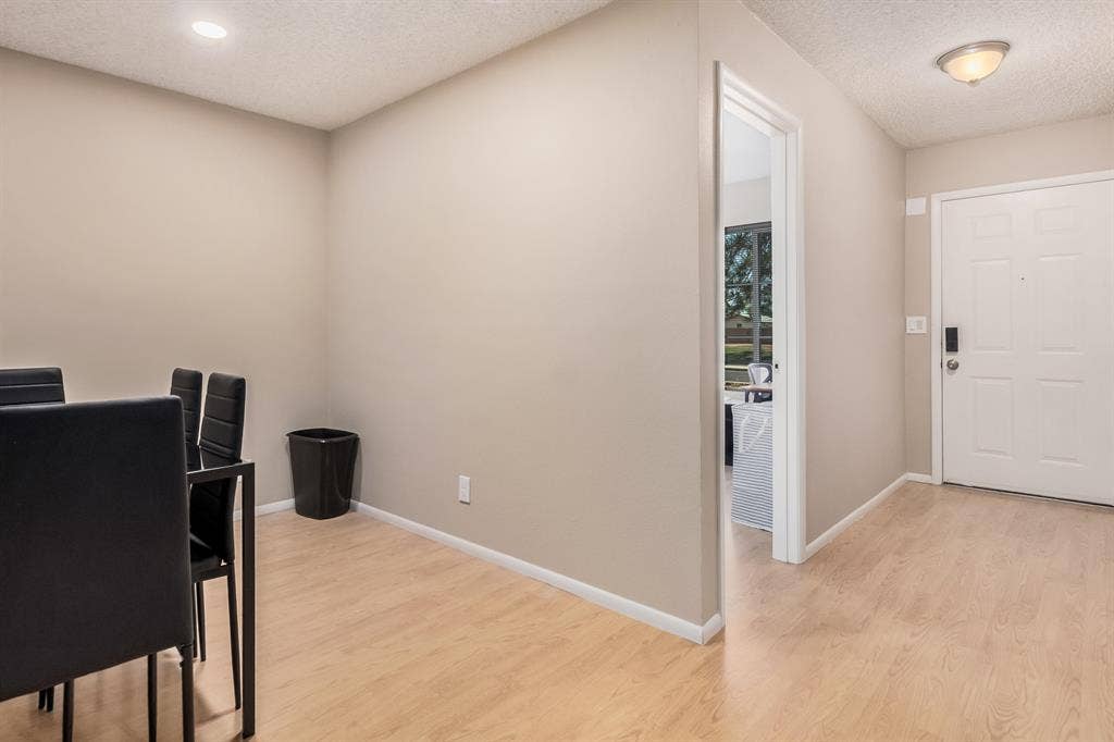 8 BR in Mesa