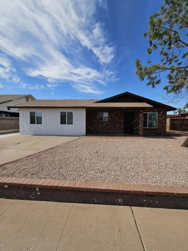 8 BR in Mesa