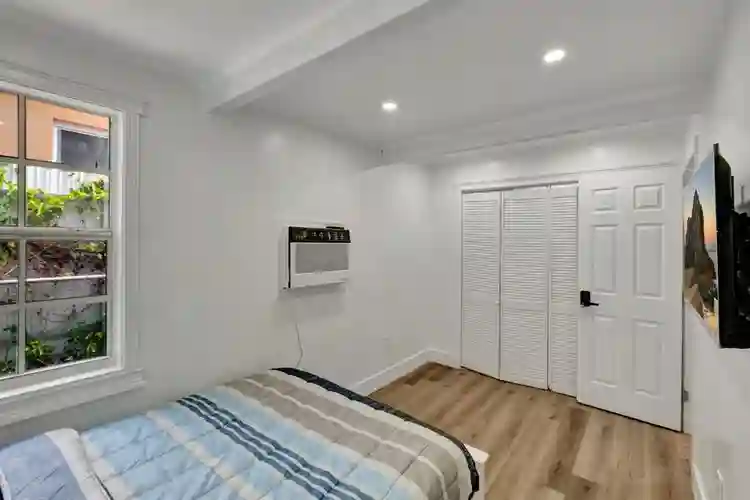5 BR in Miami
