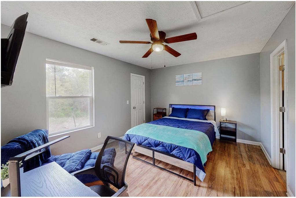 3 BR in Douglasville