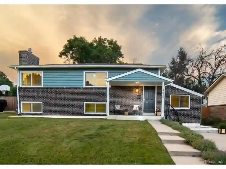 4 BR in Westminster