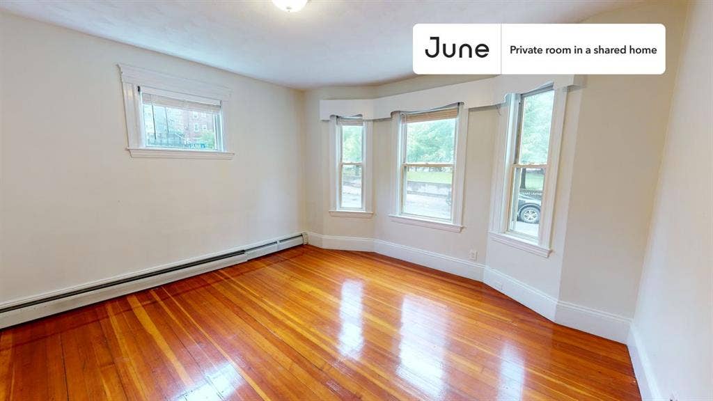 5 BR in Boston
