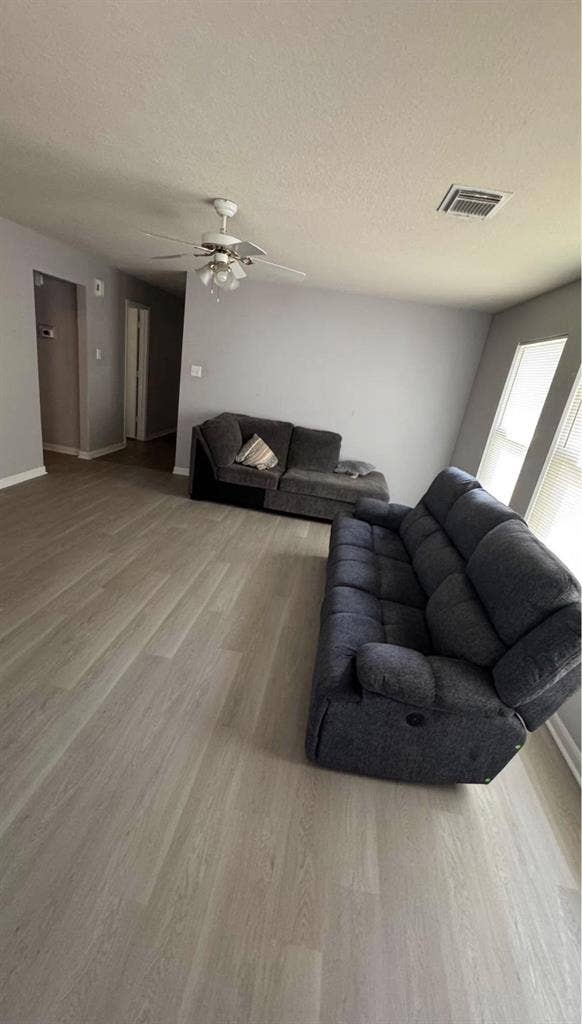 1 BR in Channelview