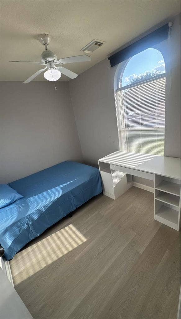 1 BR in Channelview