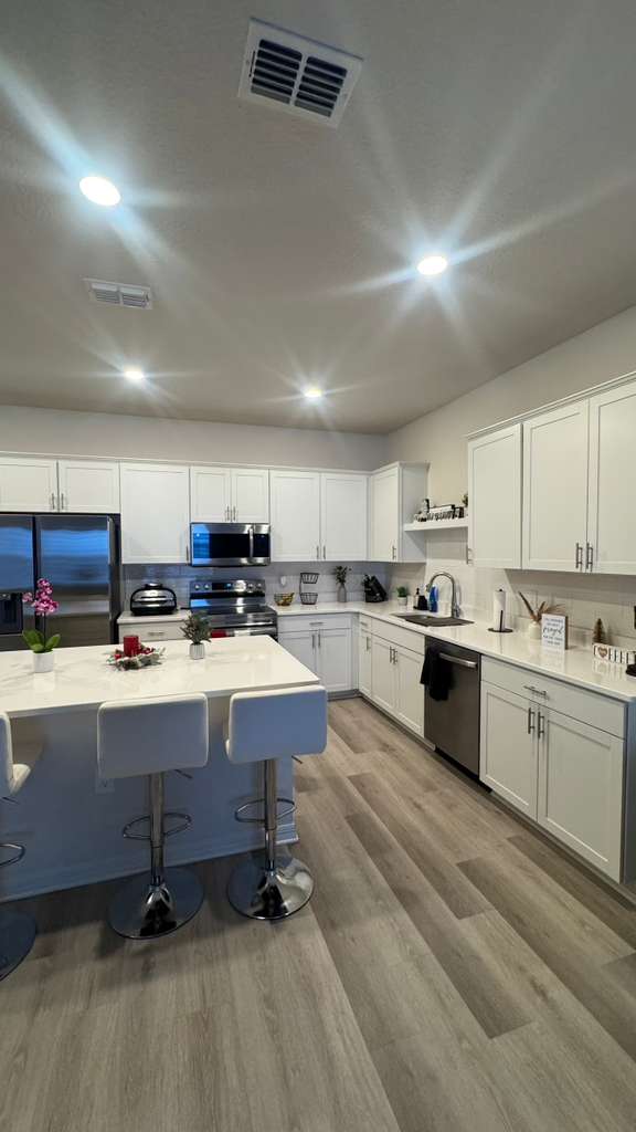 Priv. Room & Bath Near Lake Nona