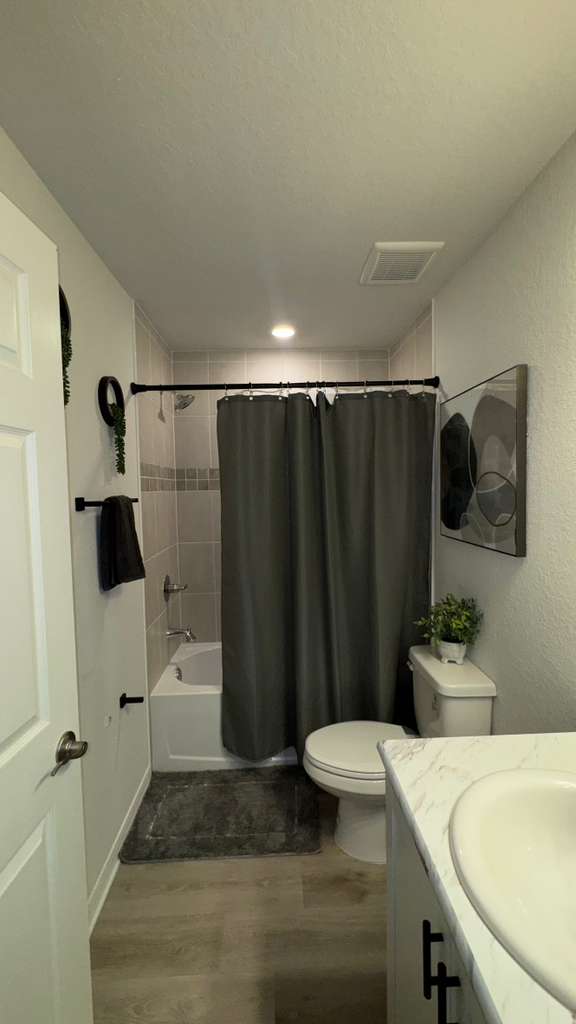 Priv. Room & Bath Near Lake Nona