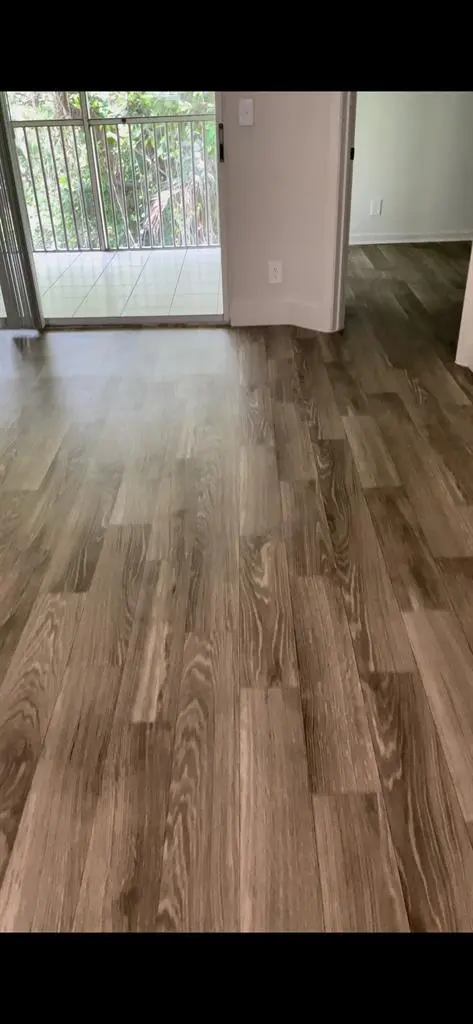 Looking for female roommate