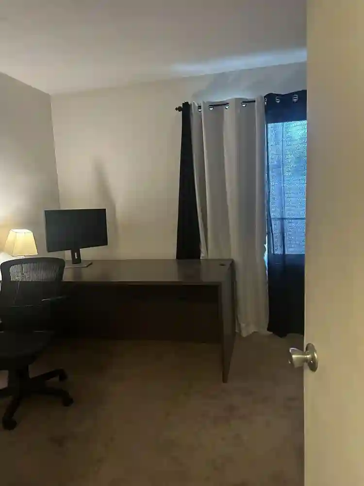 Own bedroom and own office $