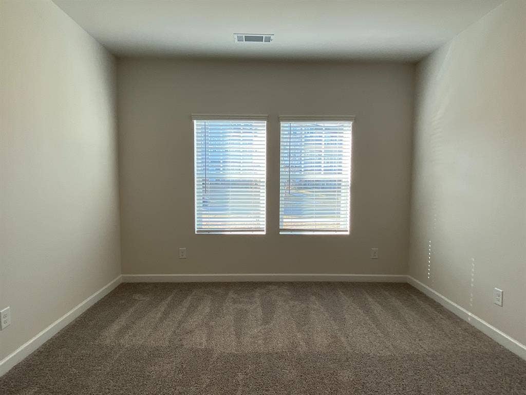 4 BR in Charlotte