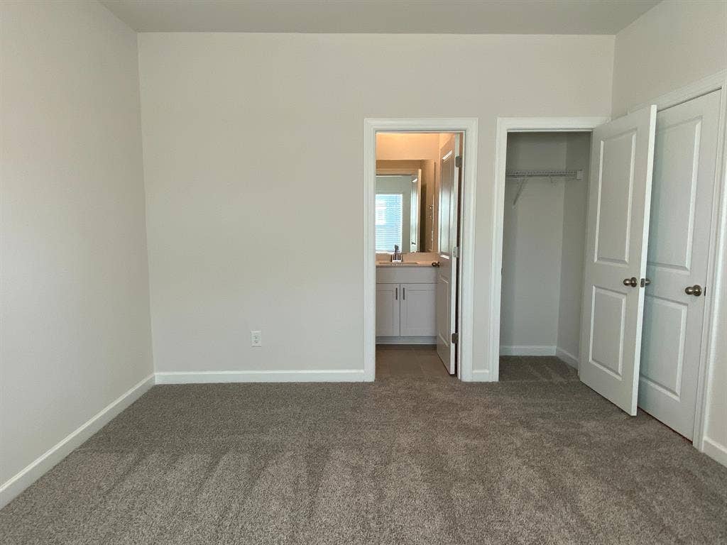4 BR in Charlotte