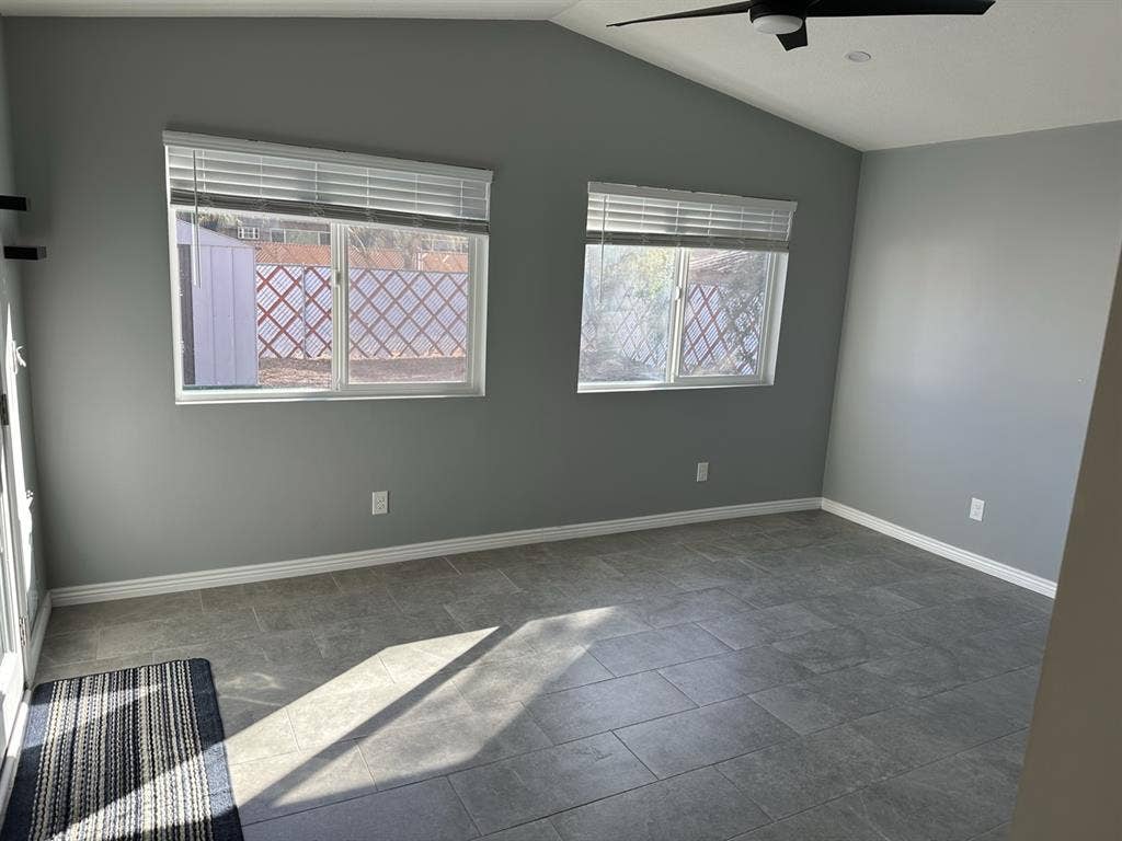 Room for rent by Grant/Park