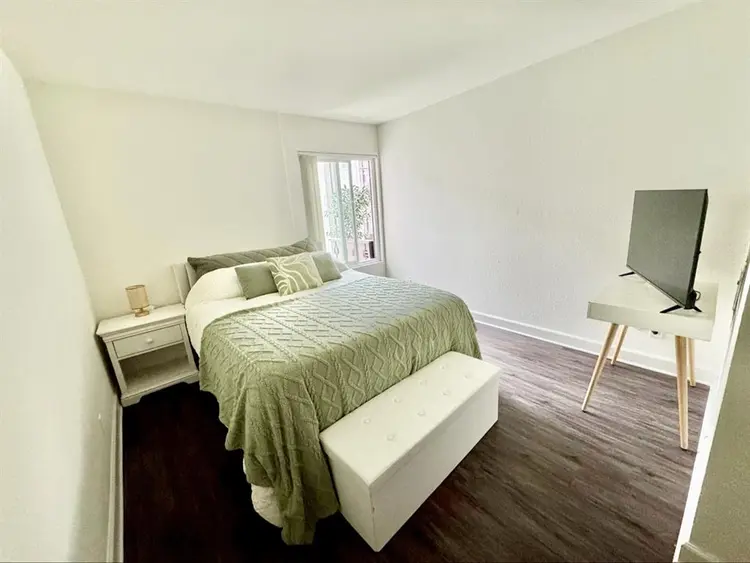 Beddroom with private bathroom