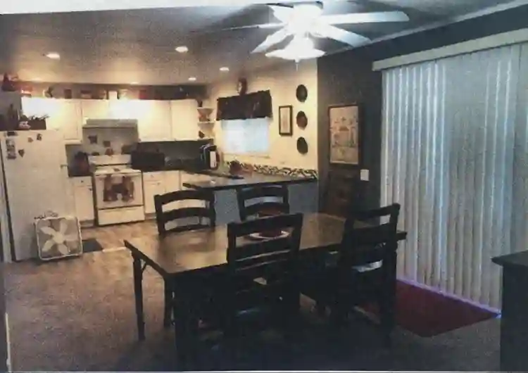 Female Housemate Wntd yr +