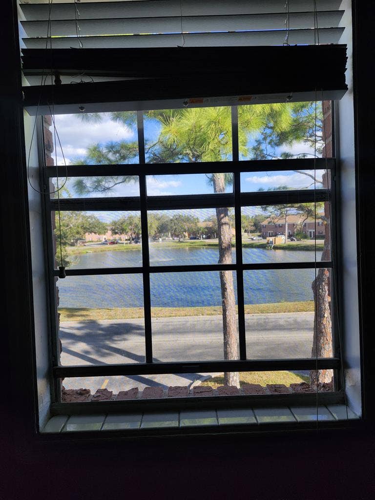 Roommate Wanted br Townhouse