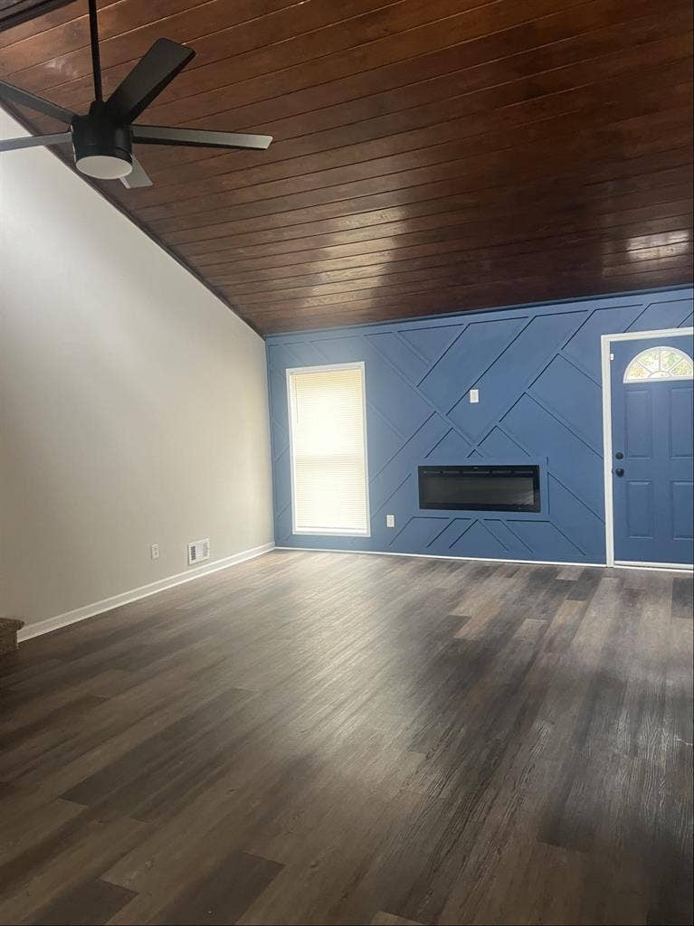 Private Room Available, bills incl