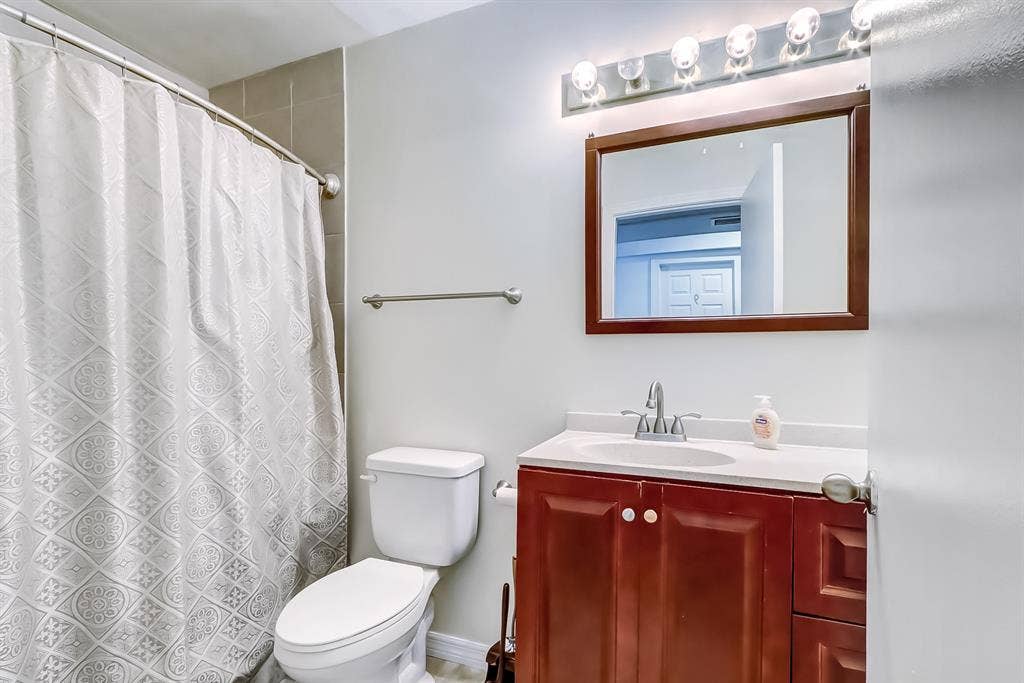9 BR in Jacksonville