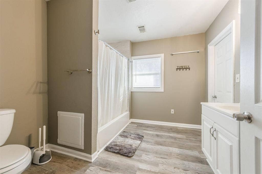 6 BR in Kansas City