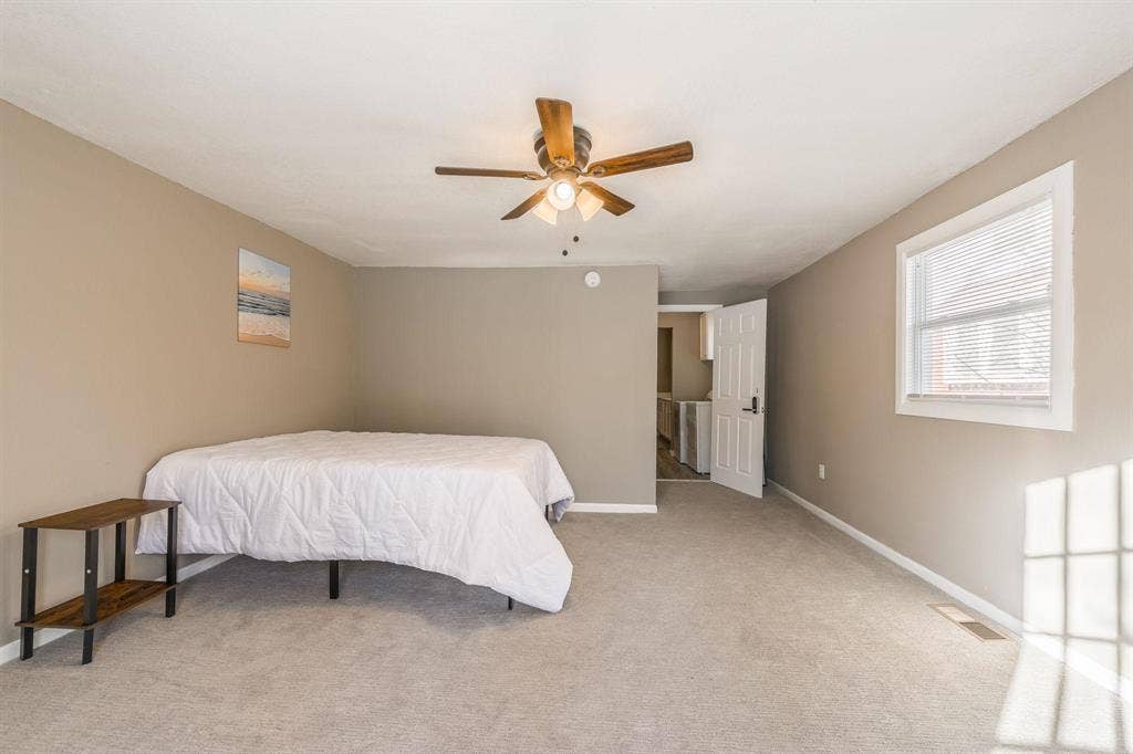 6 BR in Kansas City