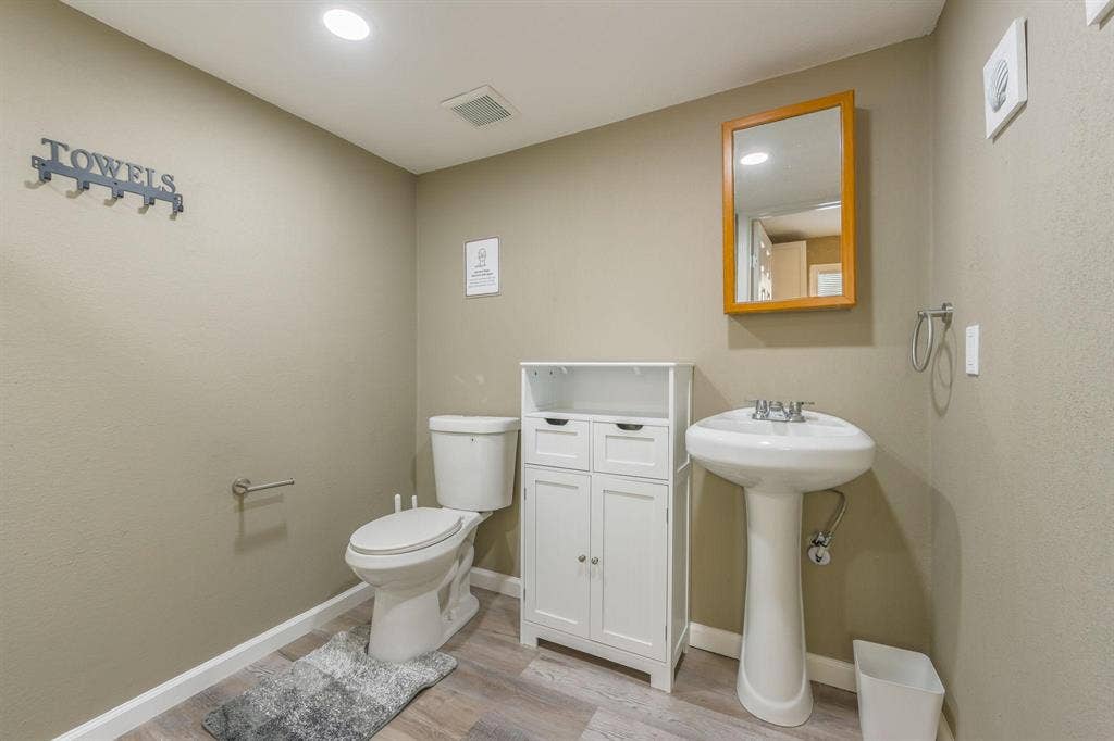 6 BR in Kansas City