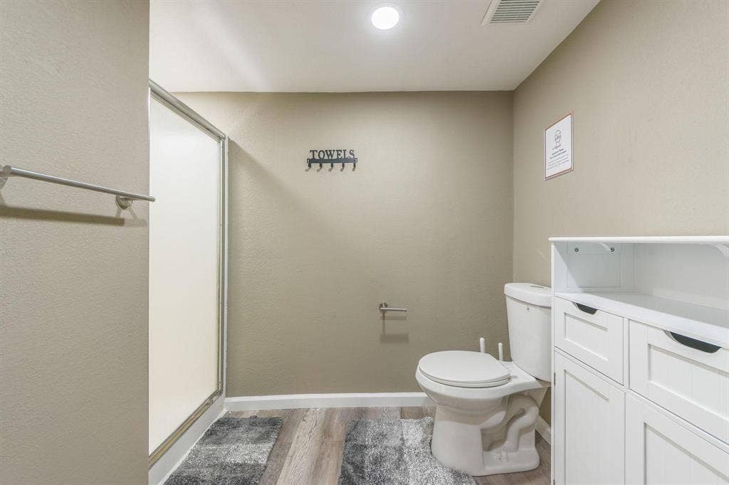 6 BR in Kansas City