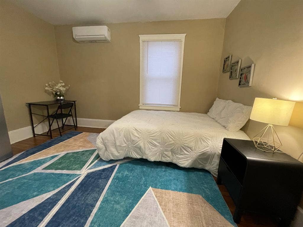 8 BR in Cleveland