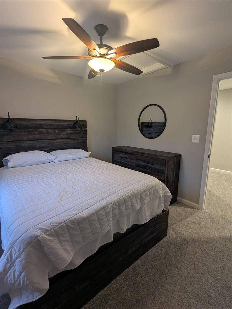 4 BR in Front Royal