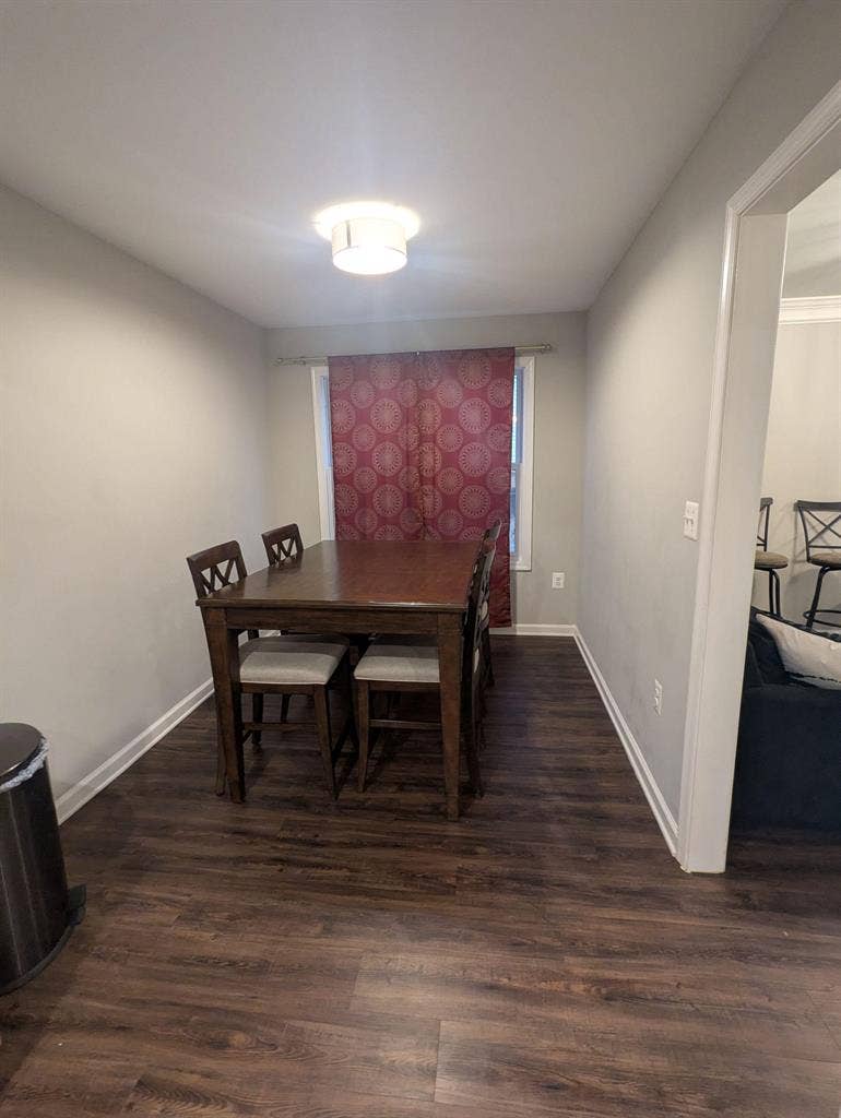 4 BR in Front Royal
