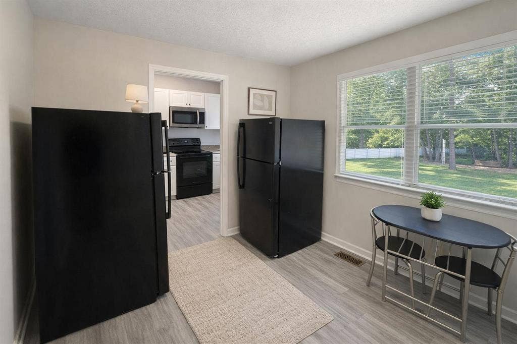 10 BR in Decatur