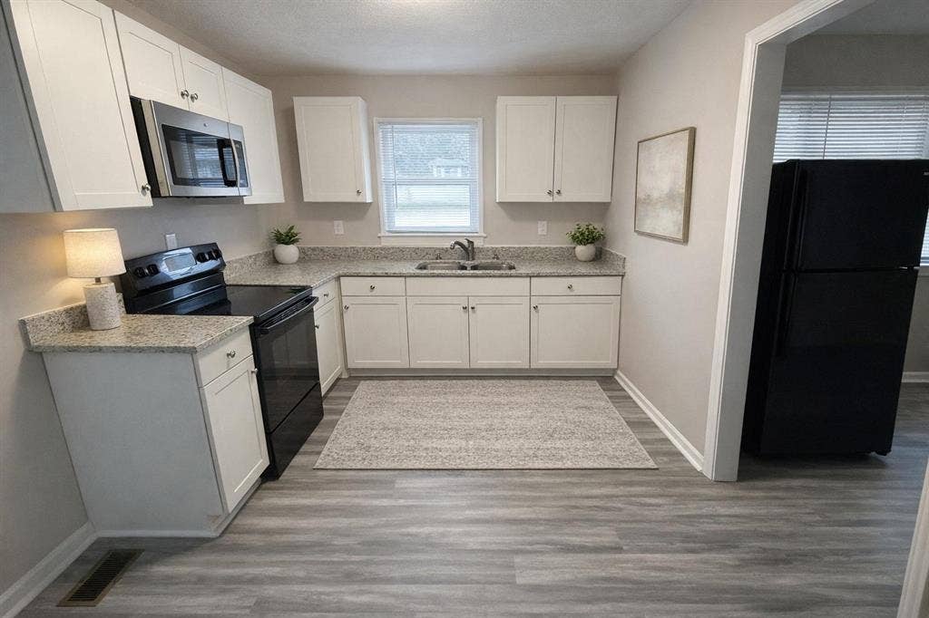 10 BR in Decatur