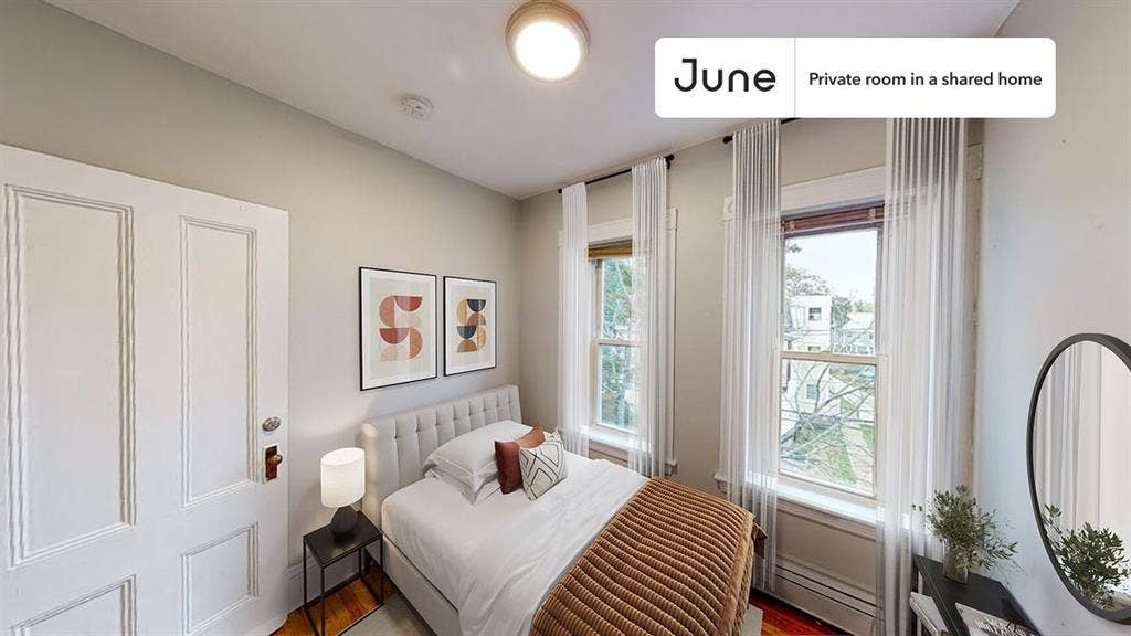 4 BR in Boston