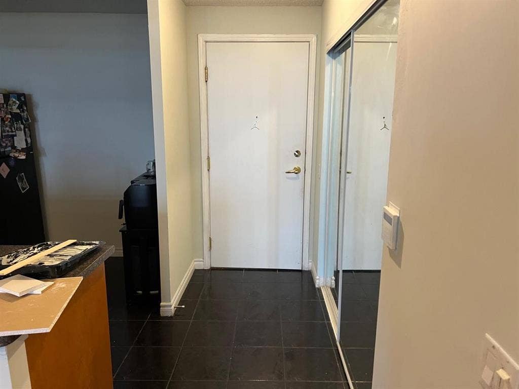 1Bedroom
 Unit