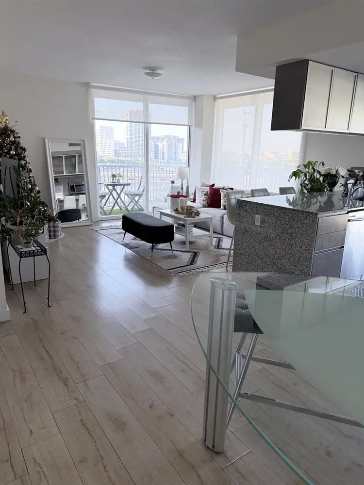 Private room with bathroom