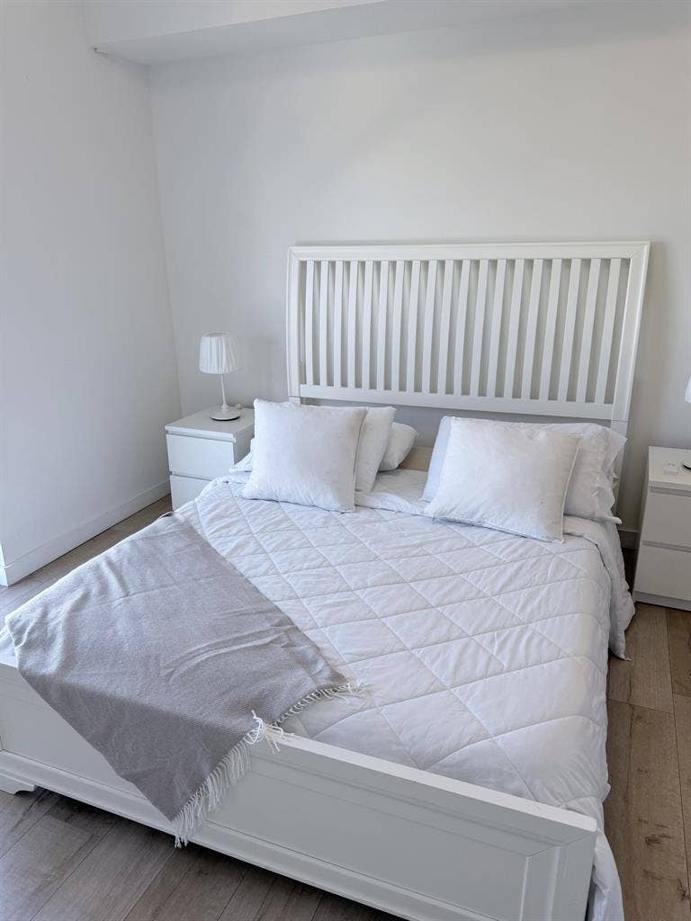 Private room with bathroom